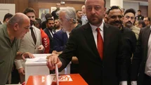 Sivasspor'da Burak Özçoban Yeniden Başkan Seçildi