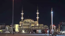 İstanbul'da Selalar Okundu