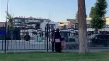 Adıyaman'da Korkulukları Aşarak Tehlike Yarattılar