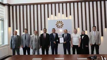 Erzurum Lisesi Tarihi Kitap Oluyor
