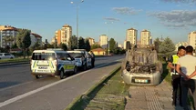 Kayseri'de Ticari Araç Takla Attı