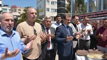 Salihli'de Şehit Aileleri Aşure Dağıttı