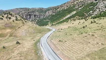 Pervari'de Ulaşım Yolu Yenileniyor
