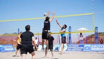 Kayseri'de Plaj Voleybolu Turnuvası Heyecanı