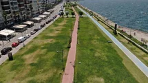 İzmir Kordon’da Sıcak Hava Etkili Oluyor