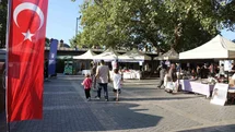 Bursa'da Kadın Girişimcilerin Pazarı Yoğun İlgiyle Karşılandı