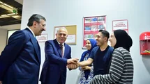 Cumhurbaşkanı Yardımcısı Yılmaz'ın Kütüphane Ziyareti