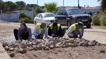 Ayvalık'ta Yol ve Kaldırım Çalışmaları Devam Ediyor