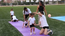 Sarıgöl’de minik cimnastikçilerden nefes kesen gösteri