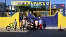 Depremde evi yıkıldı, yeni evini satın aldıktan sonra ilk işi Fenerbahçe aşkını yaşatmak oldu