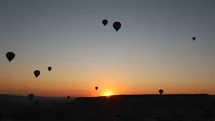 Kapadokya'da Sıcak Hava Balonu Turizmi Yoğun İlgi Gördü