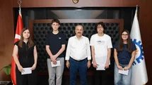 Gebze'den Dört Öğrenci LGS'de Tam Puan Aldı