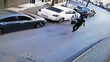 İstanbul'da Kadına Saldırı Anları Kamerada