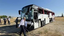 Kütahya'da Yolcu Otobüsü Devrildi