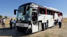 Kütahya'da Otobüs Kazası Sonrası 25 Yaralı Taburcu Oldu