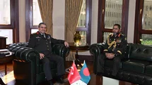 Org. Bayraktaroğlu, Bangladeş Komutanı ile Görüştü