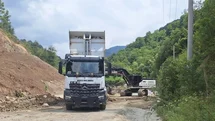 Düzce'de Köy Yolları Güçlendiriliyor