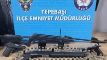 Eskişehir'de Silah Fotoğrafları Paylaşan Şüpheliler Yakalandı