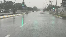 Edirne’de Sağanak Yağış Cadde ve Sokakları Göle Çeviriyor