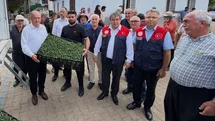 Erdemli’de Üreticilere 101 Bin 780 Adet Domates Fidesi Dağıtıldı