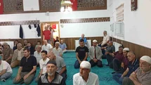 Sivas'ta Cami Yatsı Namazlarında Dolup Taşıyor