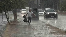 Edirne'de Sağanak Yağış Etkili Oldu