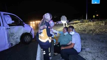 Minibüs ile hafif ticari araç çarpıştı: 5 yaralı