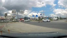 Kırmızı ışık ihlali kaza getirdi