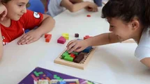 Minikler akıl oyunlarıyla hem eğleniyor hem öğreniyorlar