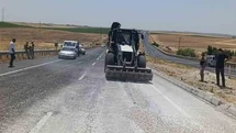Diyarbakır’da Hafriyat Kamyonu Devrildi