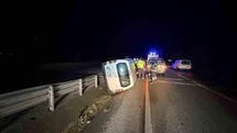 D100'de Araç Devrildi, Sürücü Kayboldu