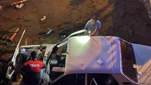 Osmaniye'de Köprüden Kanal Düşen Araçta Yaralılar Var