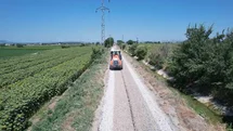Manisa'da Çiftçilerin Beklediği Yol Yenilendi