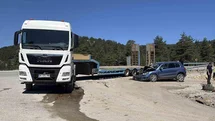 Kastamonu'da Tır ve Otomobil Çarpıştı