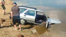 Bursa'da Baraja Uçan Otomobilin Kurtarılması