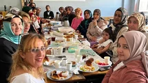 Burhaniye'de Kadınların Okuma Yazma Sevinci