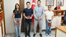 YKS’de Türkiye derecesi yapan Aydınlı öğrenciler ödüllendirildi