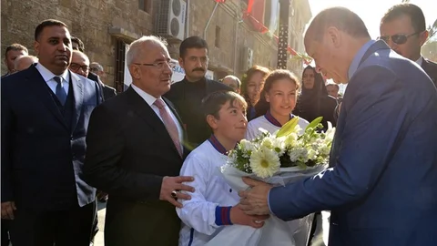 Cumhurbaşkanı Recep Tayyip Erdoğan Mersin Büyükşehir Belediyesini Ziyaret Etti