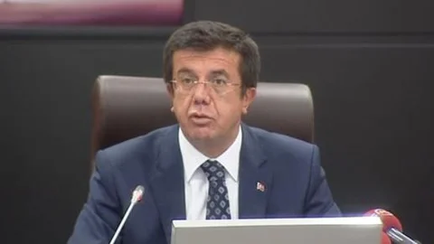 Bakan Zeybekci resti çekti!