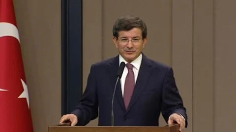 Davutoğlu, şehit yakınlarına ve gazilere müjde verdi!