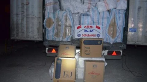 Ağrı'da 334 Bin 500 Paket Kaçak Sigara Ele Geçirildi
