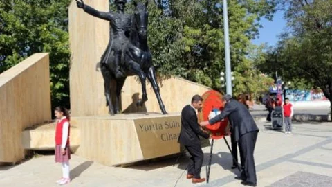 Ağrı'da İlköğretim Haftası Kutlamaları