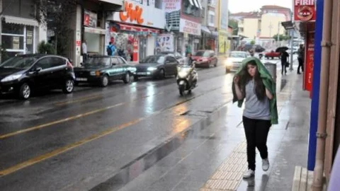 Yalova'da Kuruyan Barajlara Yağmur Dopingi