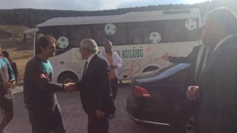 Belediye Başkanı Karaçanta'dan Karsspor'a Ziyaret