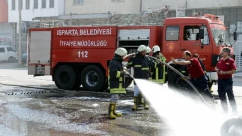 İtfaiyeciler Eğitimden Geçti
