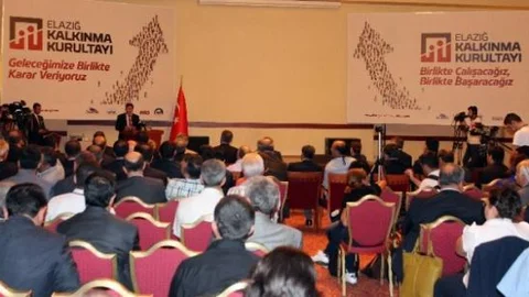 Bakan Yılmaz Elazığ'da Kalkınma Kurultayı'na Katıldı