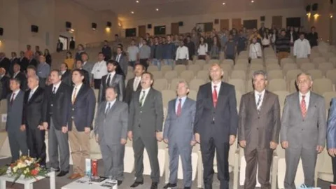 Bitlis'te 3'ncü Uluslar Arası Ahlat-avrasya Bilim Kültür Ve Sanat Sempozyumu Başladı