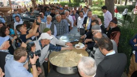 Tokat'ta 2 Bin Kişiye Ahi Pilavı