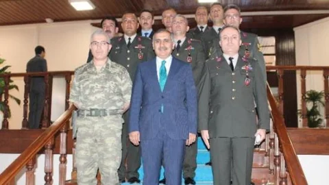 62 Milyonluk Uyuşturucu Yakalayan Jandarmaya Başarı Belgesi