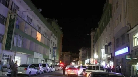 Esnaflardan Sokak Lambası Tepkisi